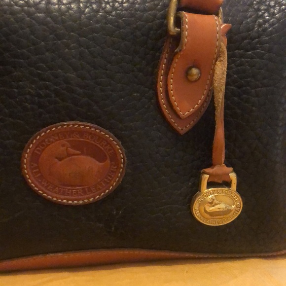 Vintage Dooney & Bourke Handbag - Picture 3 of 14